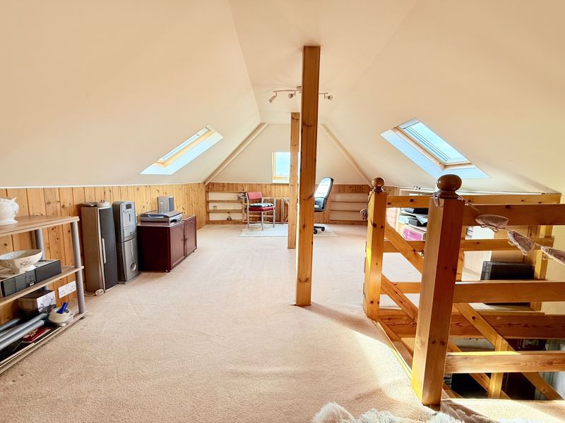 Loft- click for photo gallery